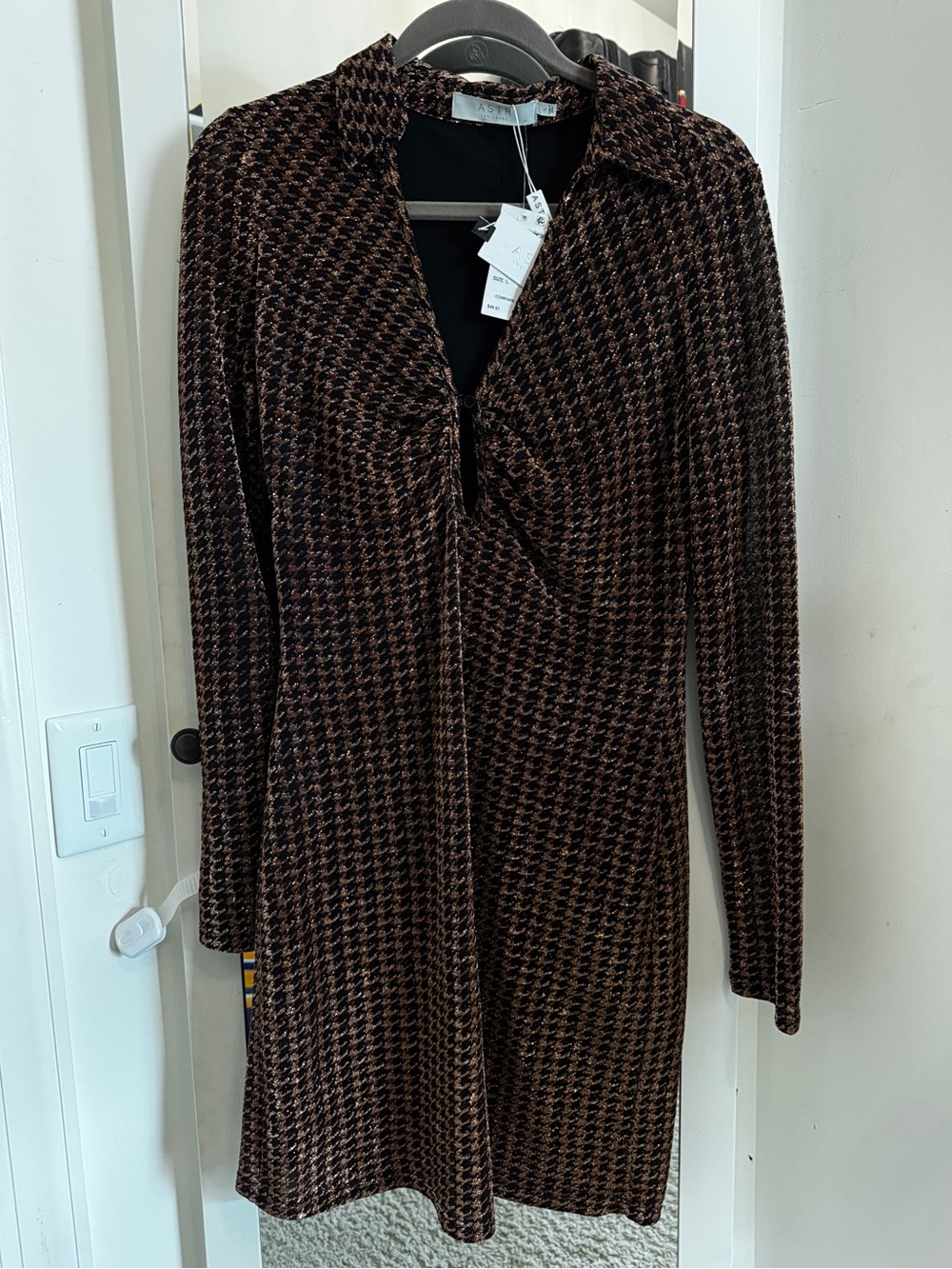ASTR The label Houndstooth Long sleeve Dress - metallic/Black
